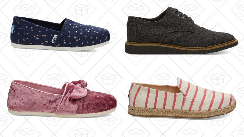 20% de descuento en varios estilos | TOMS | Usa el código BYEWINTERGráfico: Jillian Lucas (TOMS)